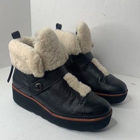Coach Urban Hiker black leather shearling lined hiker ankle boots - Picture 2 of 9